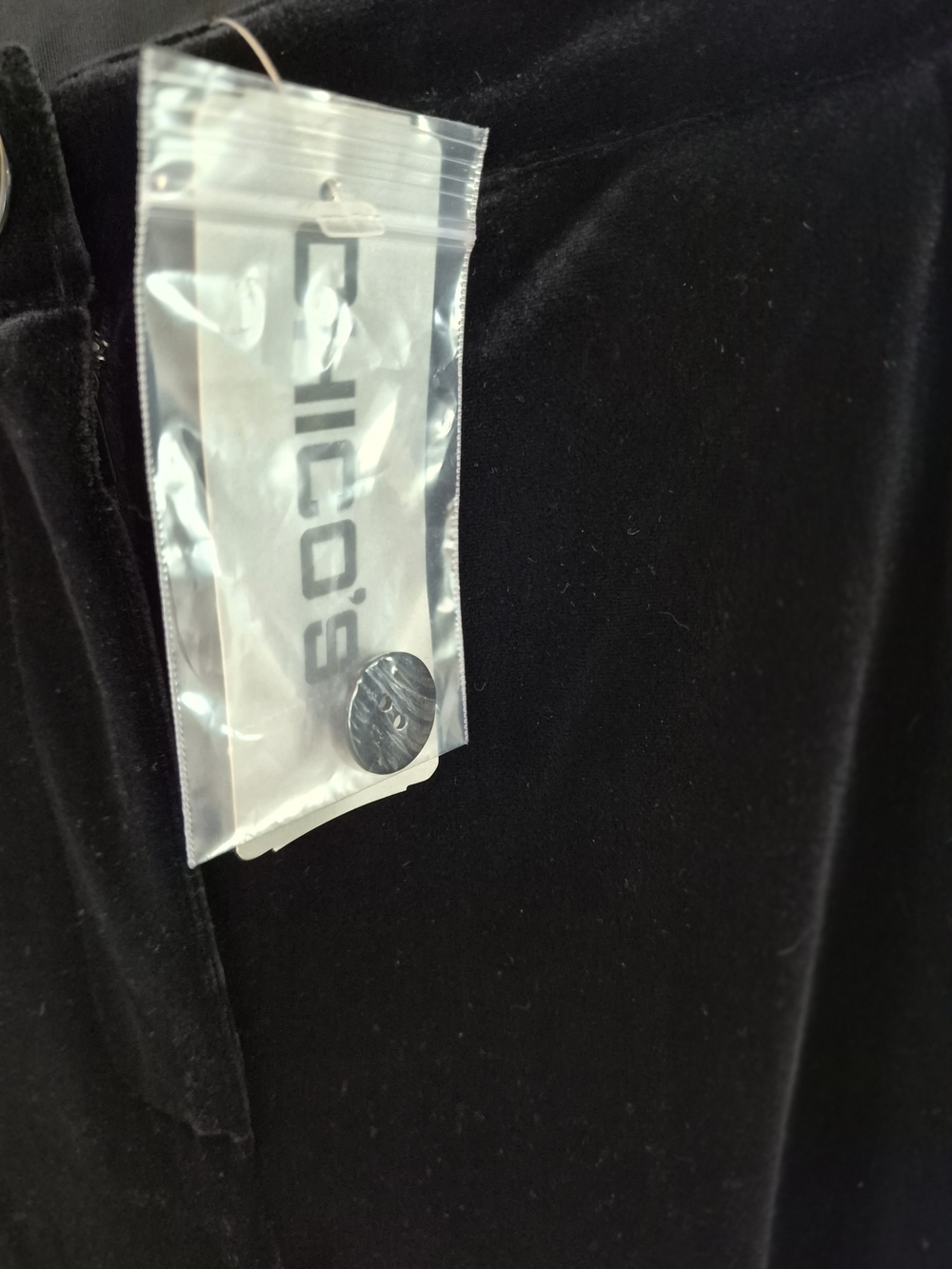 NWT Chico's  Size 2/ L/ US 12 Black Wide Leg Black Velvet Pants. $78 Retai